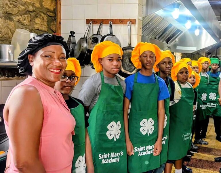 4-H Club Culinary Session at Great Old House Restaurant